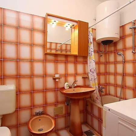 Holiday Niko Apartamento *